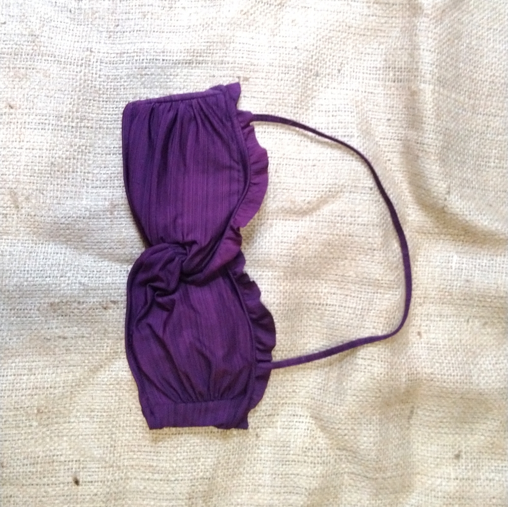 Last call! Ruffle Bandeau Bikini Top - Picture 2 of 10